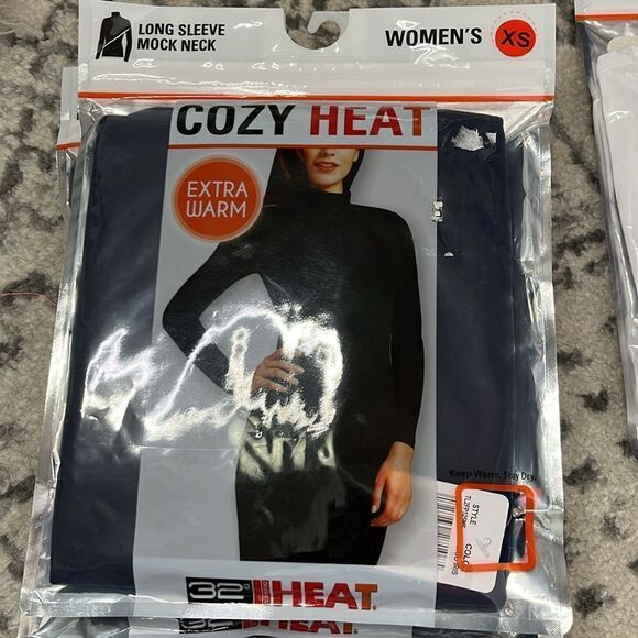 32 Degrees Cozy Long Sleeve Mock Neck Size XS 1 White, 3 Indigo Blue (sold sep) - Picture 3 of 4